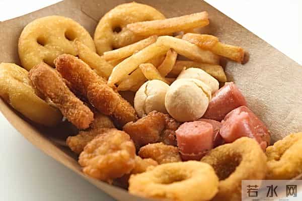 白血病越来越年轻化，医生再次告诫：这几样零食，千万别给孩子吃