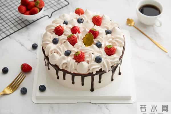 医生劝告：一旦吃上降糖药，这5种食物马上戒掉，再吃有中风风险