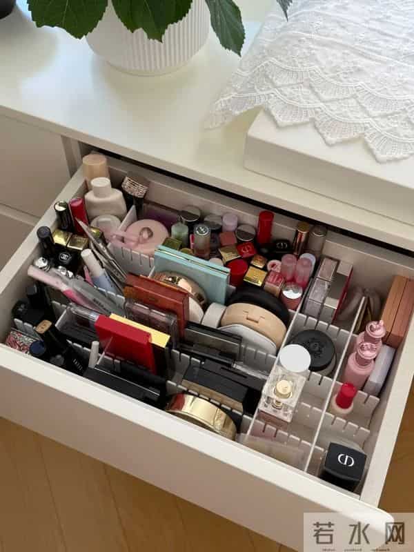 被邻居阿姨的收纳能力震惊了，这井井有条的程度也太牛了！