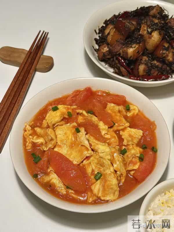 建议女人不要太节俭，常吃这4样，补充雌激素，皮肤光滑气色好