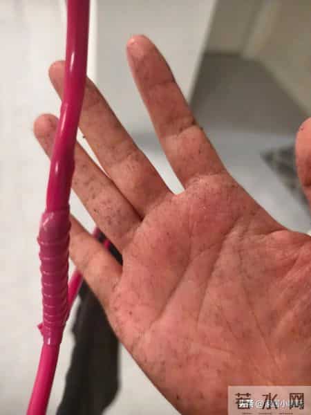 建议大家：别图便宜买“这7种”衣服，看着好看，穿上一言难尽！