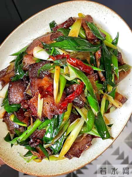 明日腊月十一是“凶日”，提醒：1要吃，2不晚，3不多，图个圆满