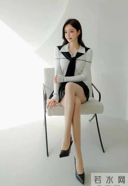 黑白学院轻熟套装