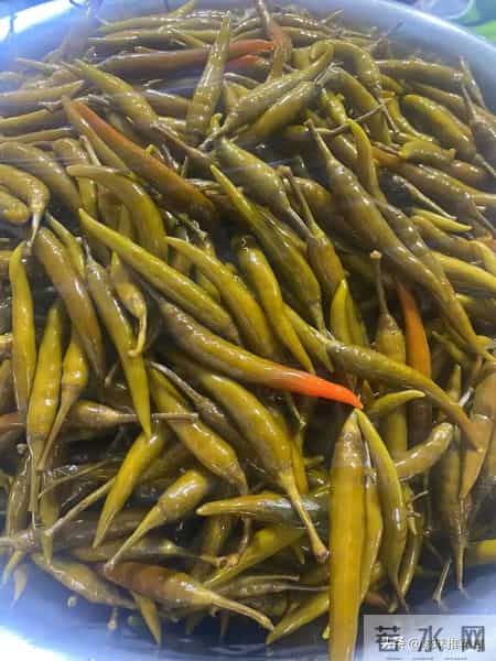 来个广西老表解释一下，为啥要粘盐吃啊