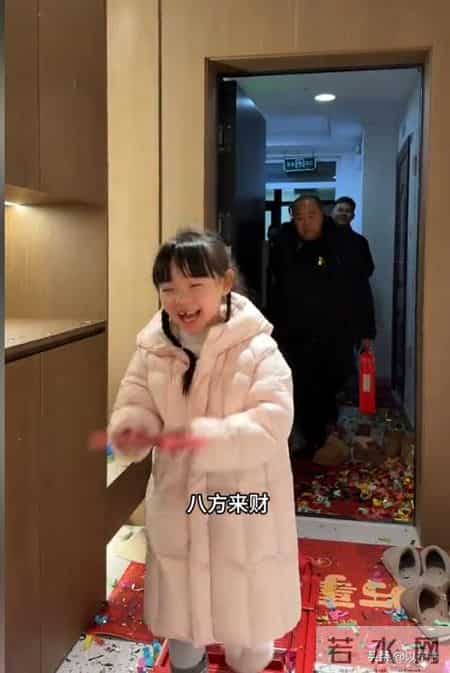 被婆家赶走7年后，再看小朦妈妈的现状，董宇辉的话终于有人信了