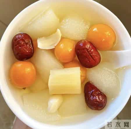 冬天的甘蔗是大补,这样煮水喝,补津液、补气血、养脾肺,孩子越喝越精神