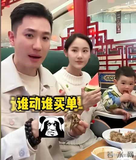 江苏主持人夫妻，同校同行还是同事，带娃播新闻，如今又喜获二胎