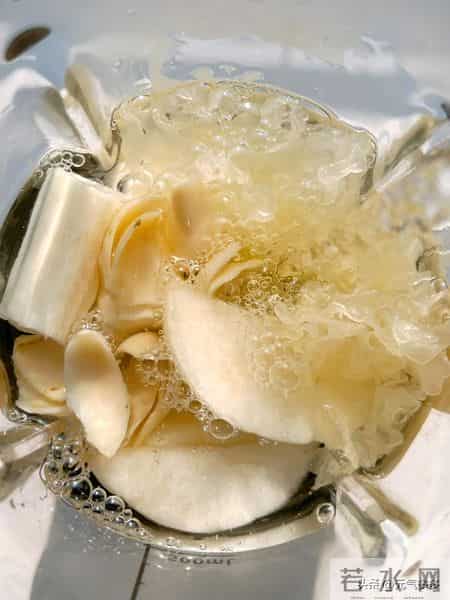 天冷了皮肤干成沙漠?我连喝一周这杯“补水神器”,朋友都追着问