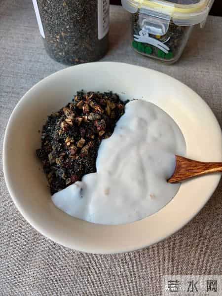 村里的老人教我的，每天吃2勺，老公整个人都变得不一样了