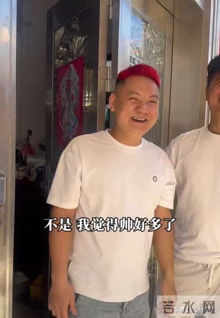 鸡司令突然变帅气之后，小芬和学长反而不适应了