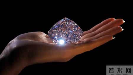 钻石价格暴跌！17万买的卡地亚钻戒只值4万，买钻戒的人全悔疯了