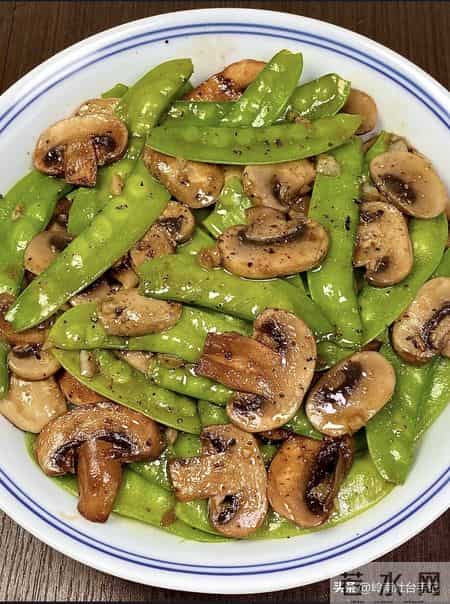 硒是洋葱的50倍，建议中老年：隔天吃一次，腿脚有劲，对肝脏也好