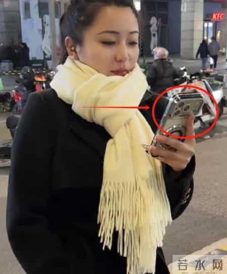 天津小伙接29岁离婚表嫂同居后续：表嫂正脸照流出曝更多离婚内幕