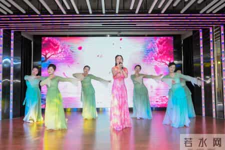 双冠芳华 感恩绽放