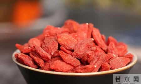 36 岁男子每天坚持喝枸杞水降血糖、养肾，3 个月后健康情况如何？