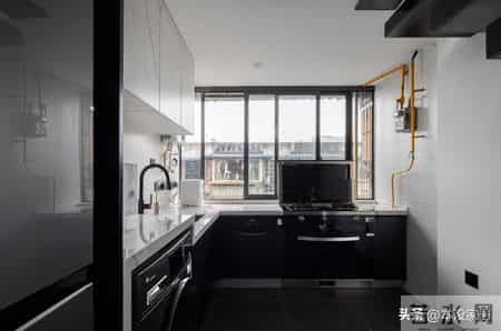 成都帅哥买下57㎡老破小，改造后邻居都惊呆了：我怎么没想到？