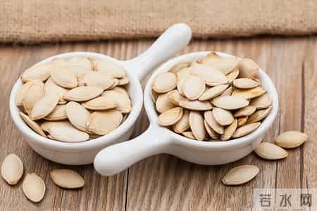 研究发现常吃南瓜子，前列腺增生、尿频、全因死亡率, 比同龄人低