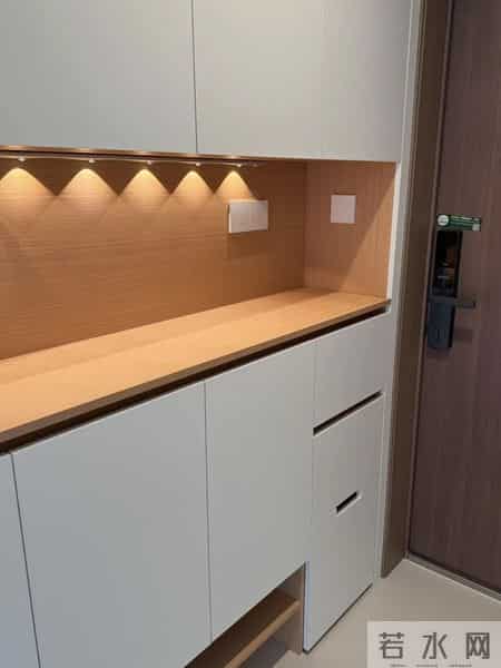 物业不让“鞋子堆门口”，瞧瞧广东人的妙招，干净高级又美观！