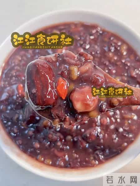 后天腊八,无论有钱没钱,这3样美食别忘记,寓意一年安康顺利!