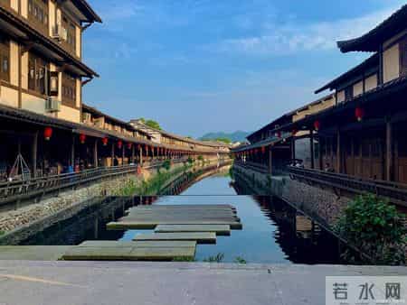 别再挤宽窄巷子！2元公交喝到宋朝老茶！青砖灰瓦里藏着千年人间烟火