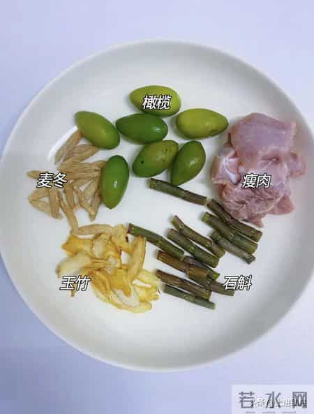 对肺非常好的一碗汤，冬天干燥不妨多给孩子喝，滋阴润肺