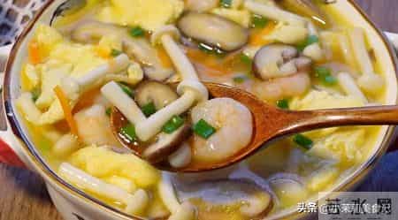 “腊八3不吃，吃了身难安”，今日腊八要忌嘴，健康饮食，乐过节