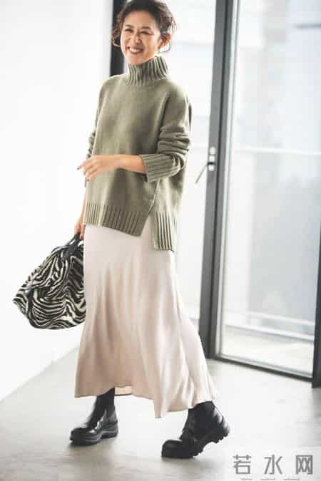 这是见过最真实的中年小个子，没有完美身形，靠简练穿搭圈粉无数