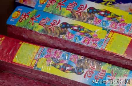 上海11个区密集发布:禁止!有人却顶风作案,把小区车库当“火药库”!警方:拘