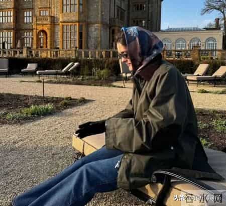 “美拉德”过时了?今年更流行这个色系,复古摩登赚足回头率