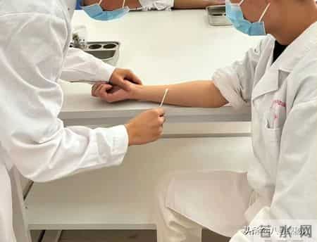 6年前为救父亲性命，直呼谁给40万就嫁谁的冯双双，如今过得如何