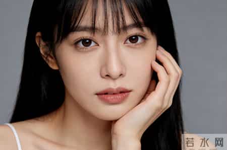 业绩第一却没拿到 800 万年终奖，我玩 15 天，归来公司股价跌三成