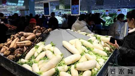 开业了！南宁广百家超市亭洪路店，人多得路边都停不下电动车了！