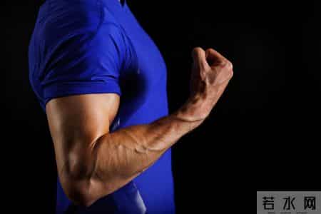 天气寒冷，常戴帽子好吗？医生：过了70岁，戴帽子千万注意这几点