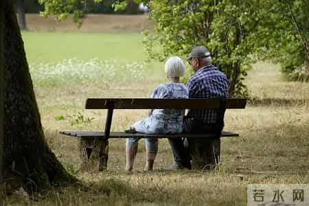 婚姻真的在消耗男人吗？81岁和67岁的平均寿命差距给了答案……