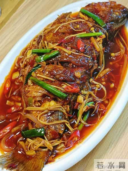 今年腊八不一般，老人说“腊八吃4宝，一年病不沾”，吃哪4宝？