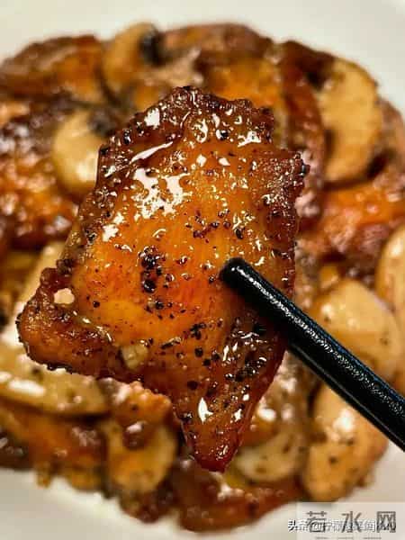 吃1斤等于10斤黑豆，连续吃了1周，1通便，2降脂，3降压，4增免疫