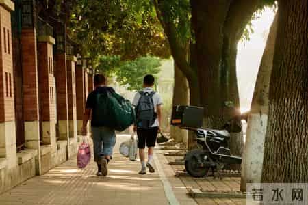 过年，请收起那些没必要的大方