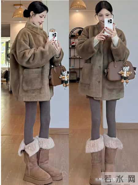 一裙多穿：休闲减龄棕色半身裙+德训鞋秋冬棕色系的百变通勤风，