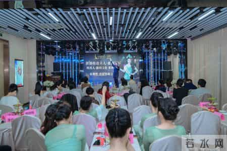 双冠芳华 感恩绽放