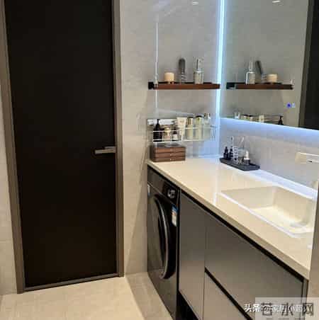 为啥年轻人卫生间不装洗手台了?看了这户人家,终于明白了