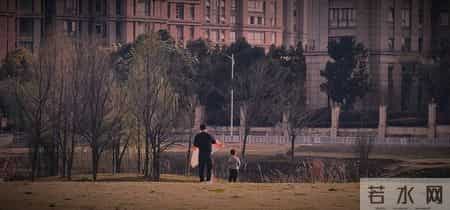 退休陪伴母亲生活三年，才明白一个道理：人到晚年，亲情早已稀薄