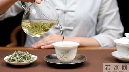 医生发现：癌症患者若常喝茶叶水，不用多长时间，或有几大好处