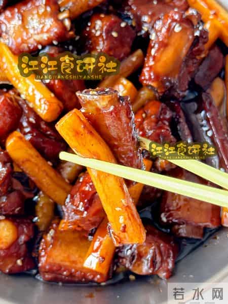 后天腊八,无论有钱没钱,这3样美食别忘记,寓意一年安康顺利!