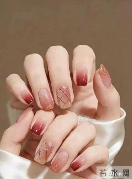新年美甲推荐