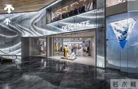 上了年纪的男人，少穿耐克、骆驼，换成这4个中产品牌更时髦