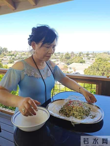 上海女牙医移民美国，爱上大13岁华裔老头，恋爱15年后遭老头杀害