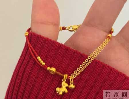 周大福新款“黄金小马”手链也太绝了吧！