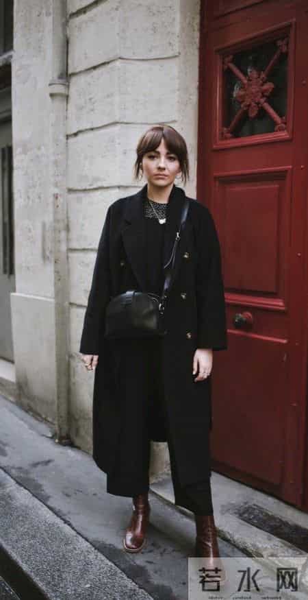 冬天的留白穿搭，是一种松弛自在的美！