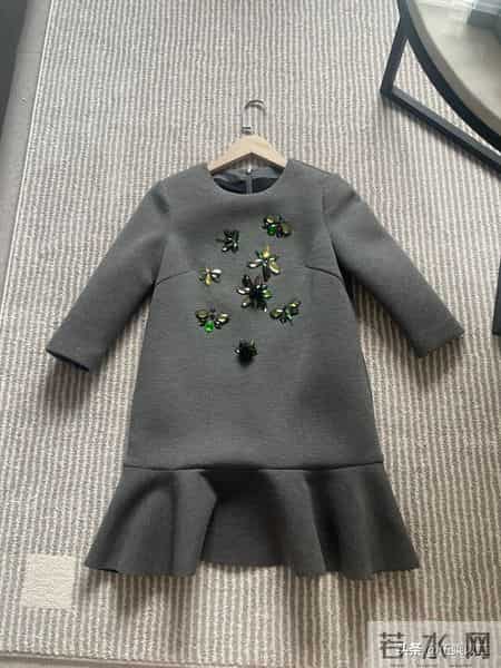 二十年前的时尚服饰，一定有一款是你买过的！