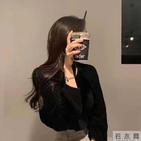 “中年少女的朋友圈，就该这样发”